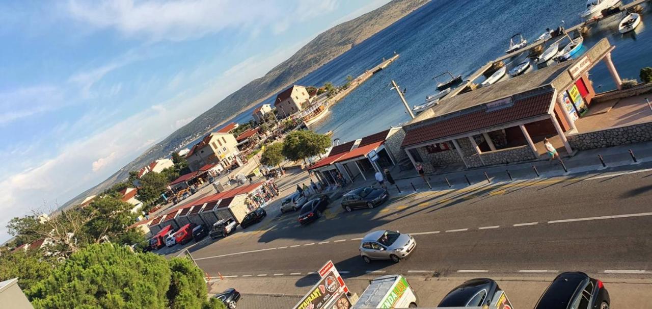 Apartmani Anita Starigrad Paklenica Bagian luar foto
