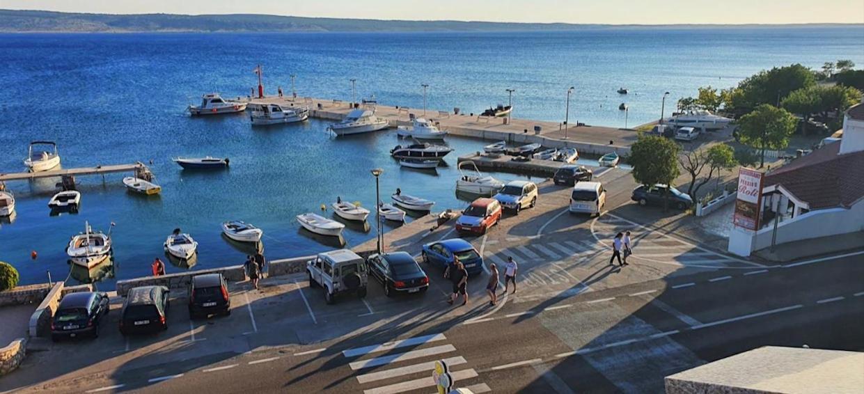 Apartmani Anita Starigrad Paklenica Bagian luar foto