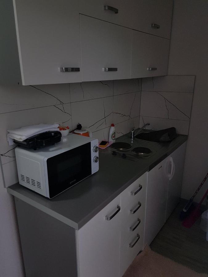 Apartmani Anita Starigrad Paklenica Bagian luar foto